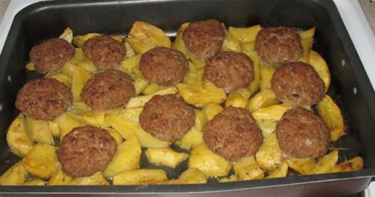 chicken burgers with lemon potatoes